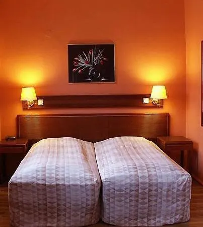 Hotell Maryla 2*